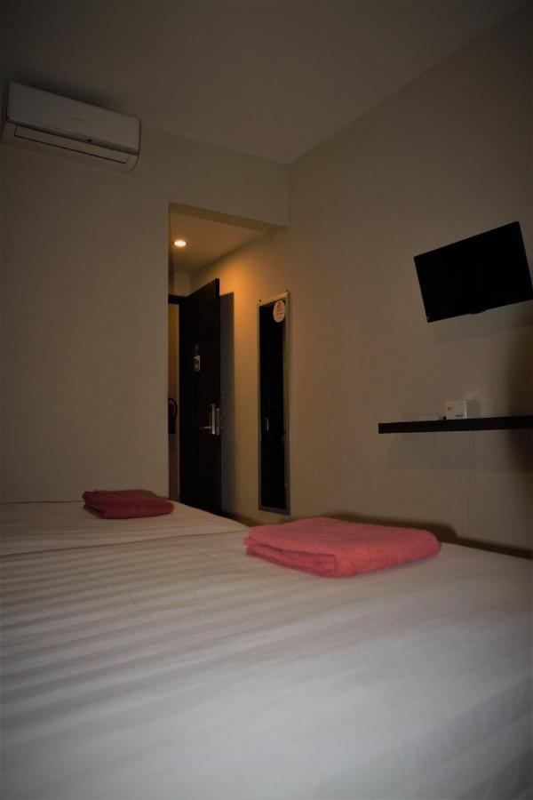 Nutana Hotel Mataram Exterior foto